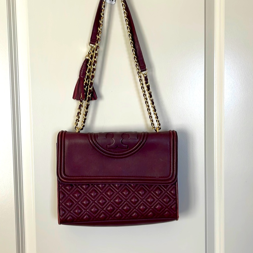 Tory Burch Fleming Convertible Shoulder Bag in Maroon - Good condition